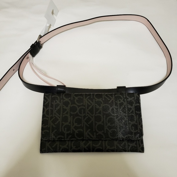 Calvin Klein Handbags - Calvin Klein Black Leather Fanny Pack New